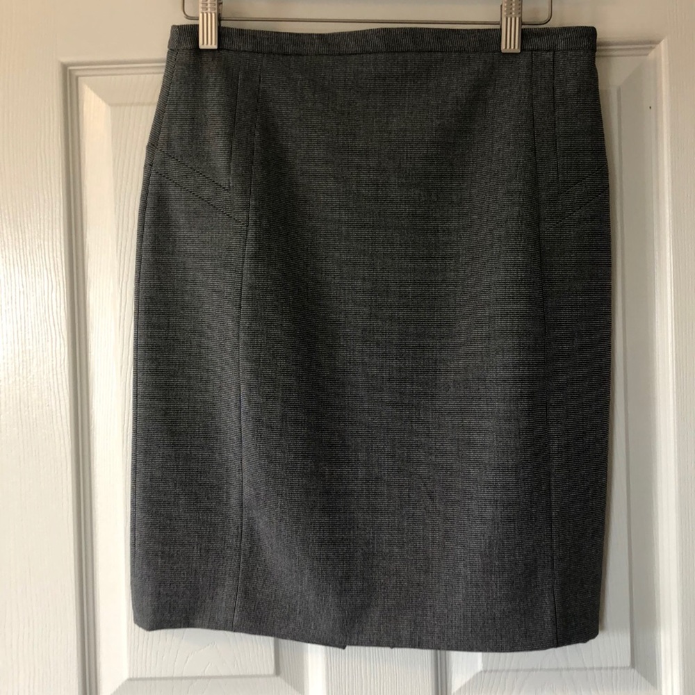 Black and white Express pencil skirt